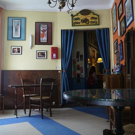 Hotel Touring Реймс Экстерьер фото